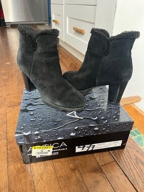 Women's Black Suede fur boots (almost brand new with box)